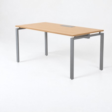 Mesa de escritorio recta OPTIMUM con Top Access, tablero blanco y patas en U blancas